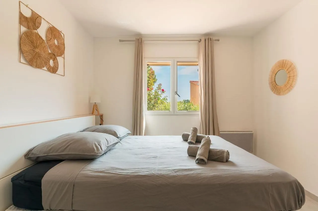 Villa Vue Mer Presqu'Ile De Giens Avec Piscine Hyeres